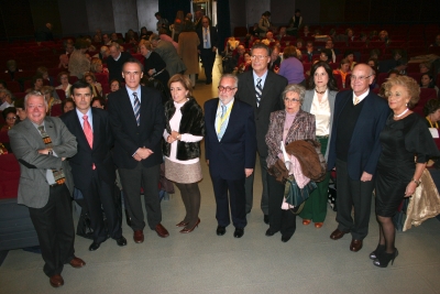 Autoridades asistentes a la inauguracin de las jornadas organizadas por la Ctedra Intergeneracional