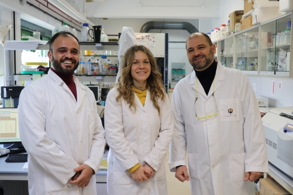 Meelad Yousef, Flora Moreno and Enrique Quesada, researchers who carried out the study