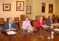 Los presidentes de los consejos sociales de las universidades andaluzas, preocupados por la adaptacin de stas al  espacio europeo de educacin superior.