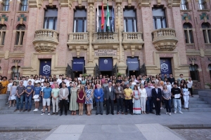 Foto de familia del alumnado de Hipatia UCO 2025